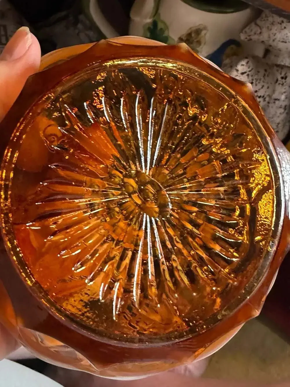Vintage Fenton Art Glass Amber Opalescent Quilted Grape Pattern Scalloped Bowl